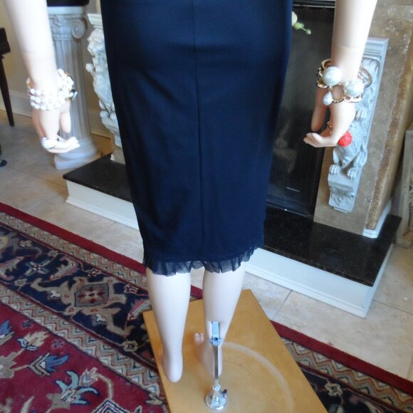 Moschino Cheapandchic Black SHeath Dress with/Embroidery Detail Size 10 - Picture 14 of 16